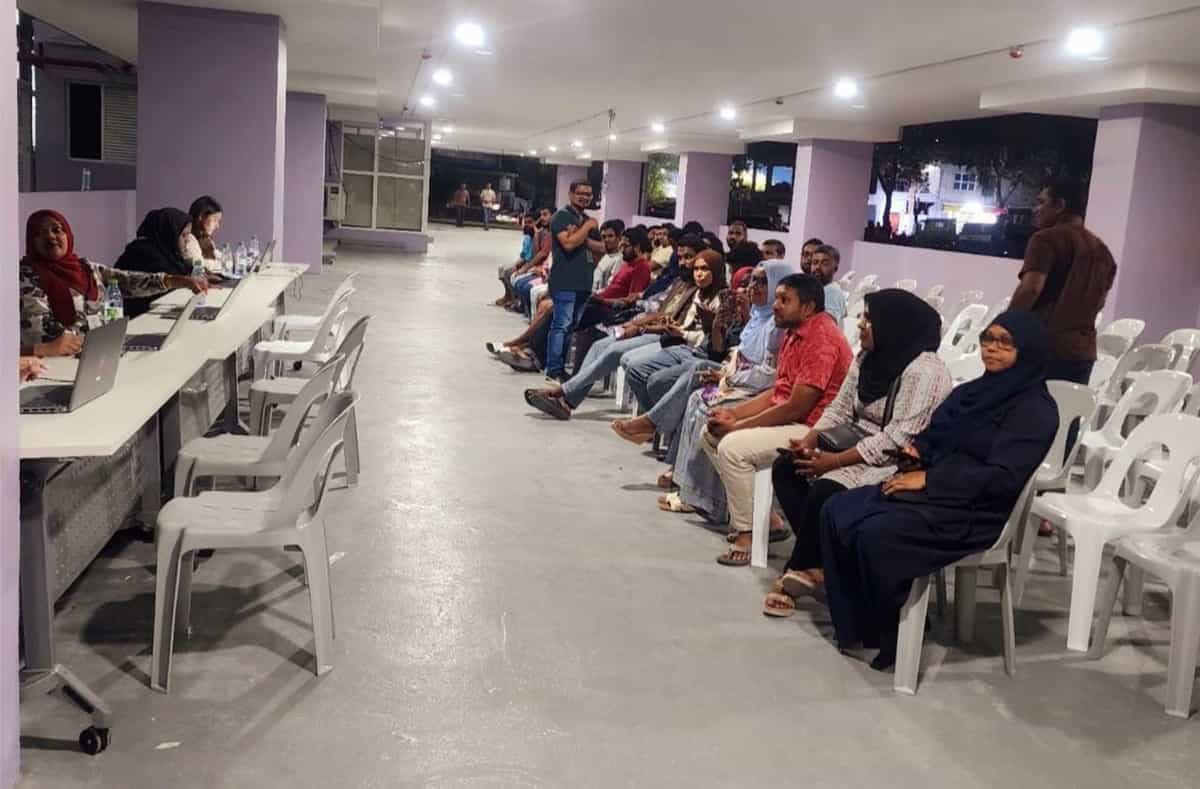 މަސްދަޅުކޭސް ބެހުމުގެ މަސައްކަތުގައި ސްޓެލްކޯގެ މުވައްޒަފުން ބައިވެރިވެއްޖެ