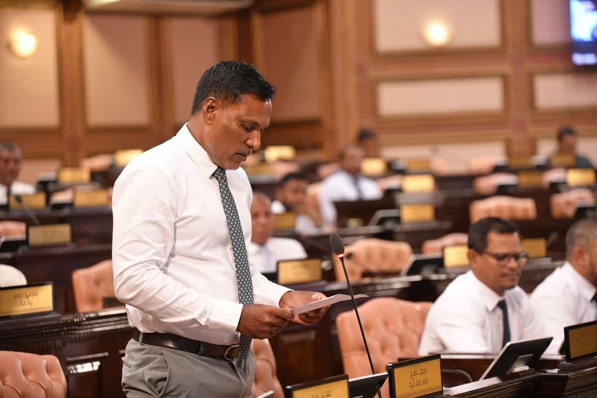 ސުޕްރީމް ކޯޓުގައި ”މަރުތަޅުއެޅުވިފައި“ އޮތްކަމަށްބުނެ ހުށަހެޅު ކުއްލި މައްސަލަ ބޭރު ކޮށްލައިފި