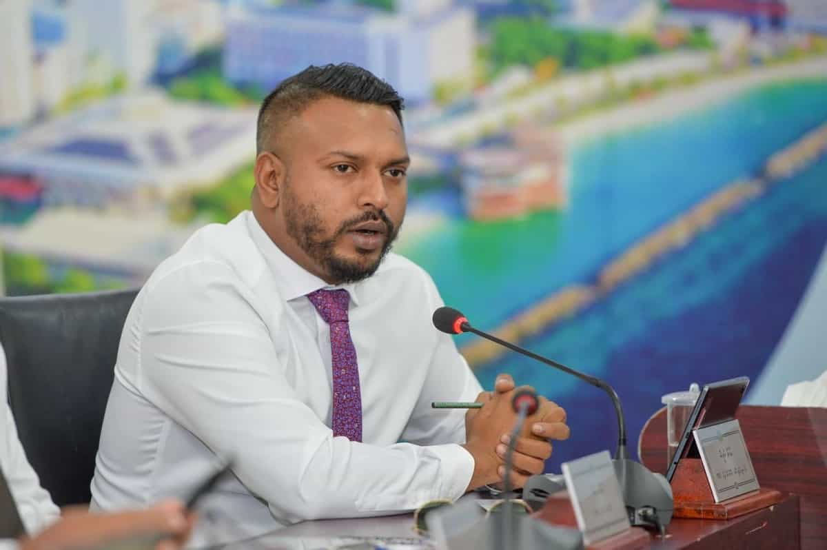 މިނިސްޓަރެއްގެ ފެންވަރުގައި ނަރީޝް ޔޫތް މިނިސްޓްރީގެ އެޑްވައިޒަރަކަށް ހަމަޖައްސައިފި